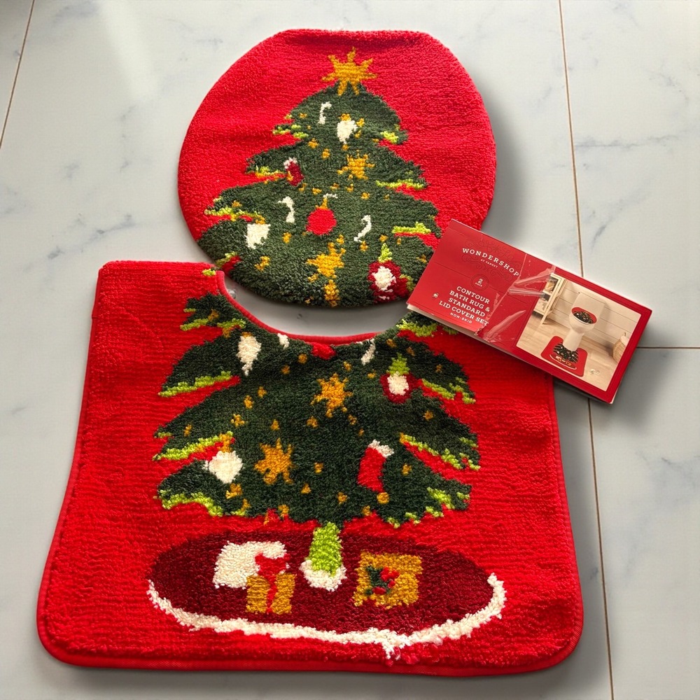 WonderShop Christmas Tree Contour Bath Rug‎ & Lid Cover Set Red Green New